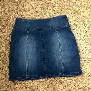 Super cute blue jean skirt